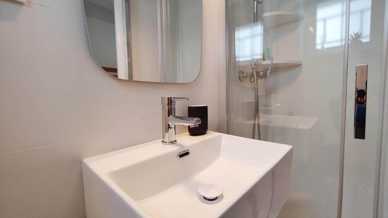 Parralue Beach Front Home Бенидорм Екстериор снимка