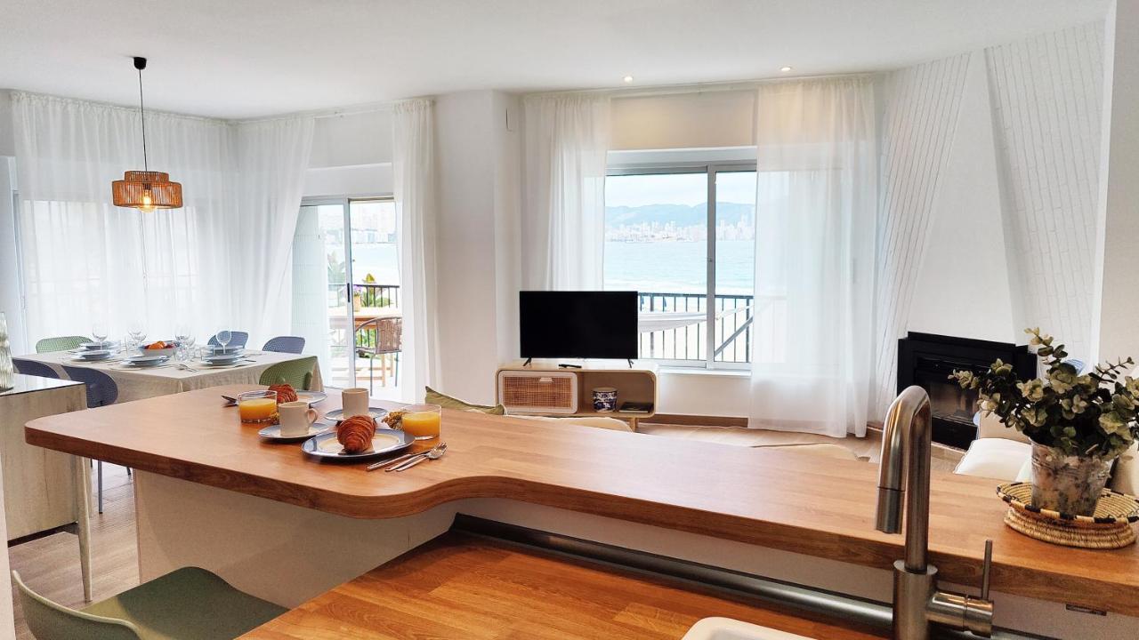 Parralue Beach Front Home Бенидорм Екстериор снимка